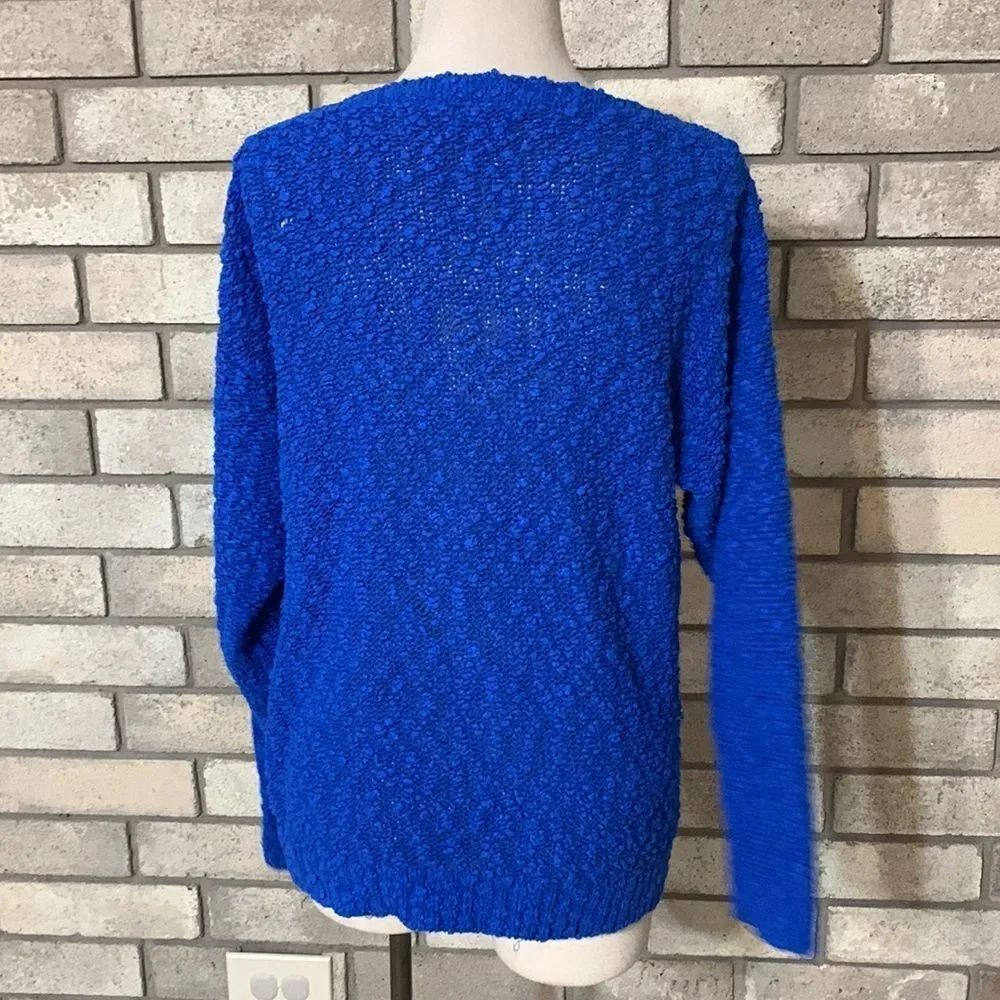 3for$20 sweater small - Picture 2 of 4